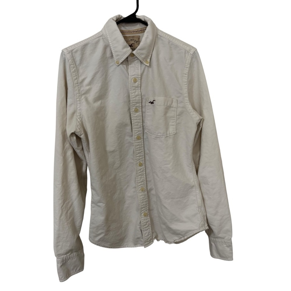 Hollister logo Men's Long-Sleeve Button-Down collard Shirt in Light Cream Small